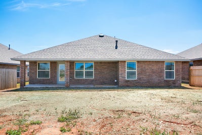 Back. 3br New Home in Norman, OK