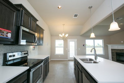 Kitchen. 1,722sf New Home in Norman, OK