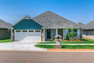 Front. 1,556sf New Home in Edmond, OK