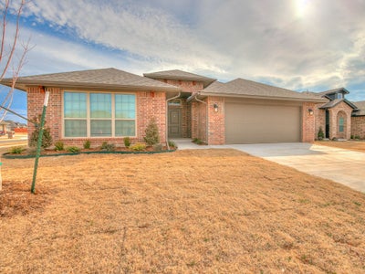 1,875sf New Home in Midwest City, OK