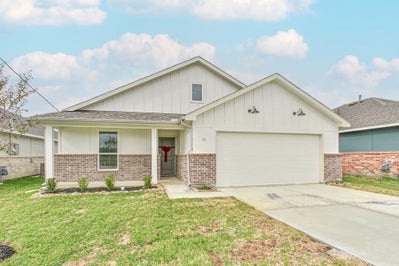 1,649sf New Home in Cleveland, TX