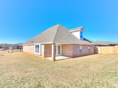 2,440sf New Home in Norman, OK