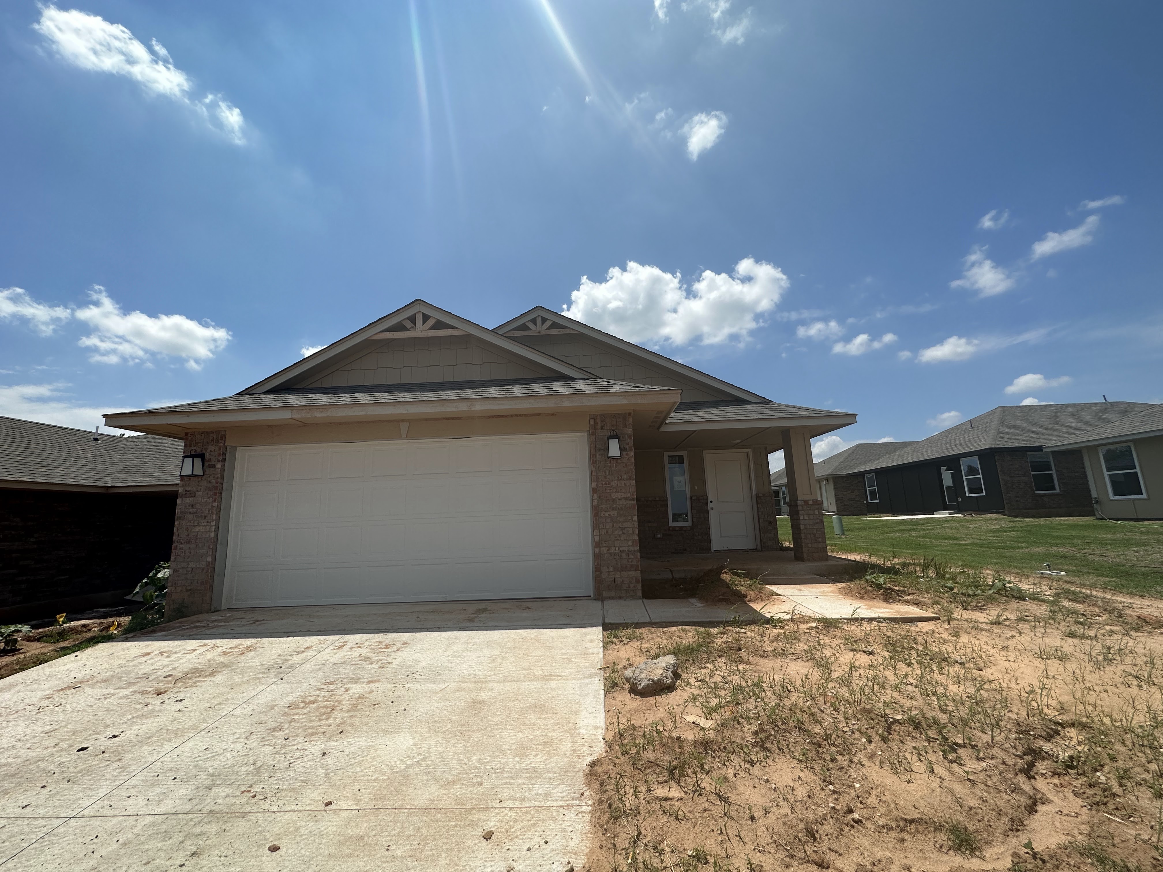 1313 Sycamore Circle Yukon OK new home for sale