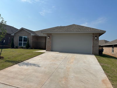 10476 Turtle Back Drive, Midwest City, OK