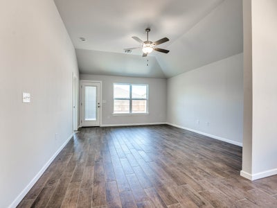 1,301sf New Home