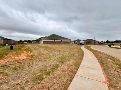 4br New Home in Chickasha, OK