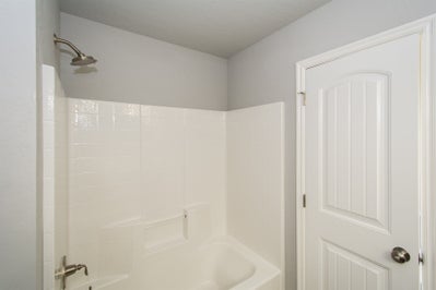 Master Bath. 1,622sf New Home in Collinsville, OK